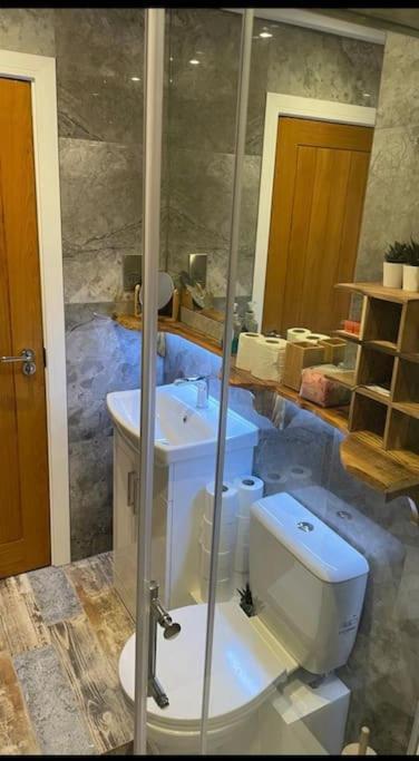 Comfortable Flat Close To The Beach Brighton Eksteriør billede