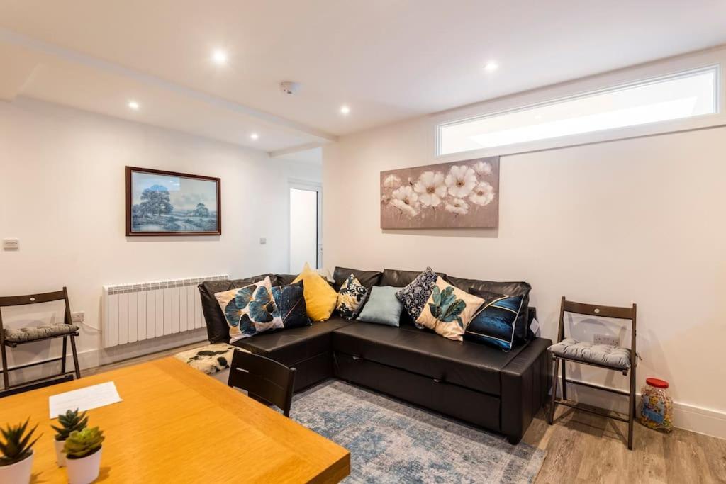 Comfortable Flat Close To The Beach Brighton Eksteriør billede
