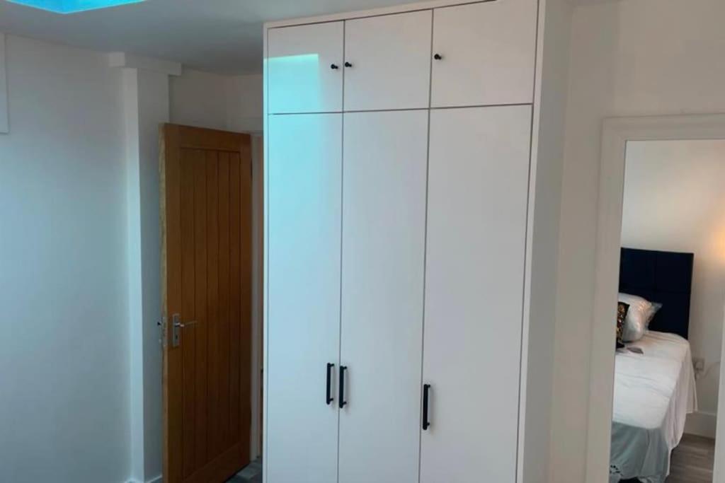 Comfortable Flat Close To The Beach Brighton Eksteriør billede