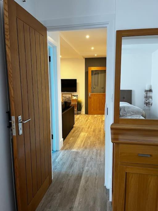 Comfortable Flat Close To The Beach Brighton Eksteriør billede