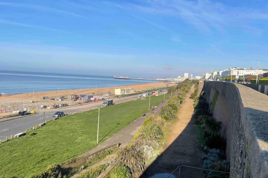 Comfortable Flat Close To The Beach Brighton Eksteriør billede